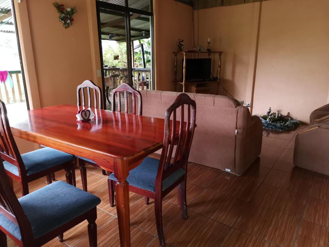 Bella Vista Guest House Туриалба Екстериор снимка